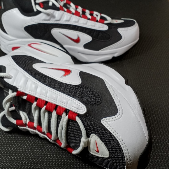 Nike Air Max Triax [CD2053-105] Men Casual - Picture 4 of 10